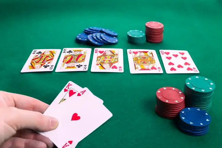 Người chơi nhận jackpot nổ hũ lớn tại shbet900 trên điện thoại